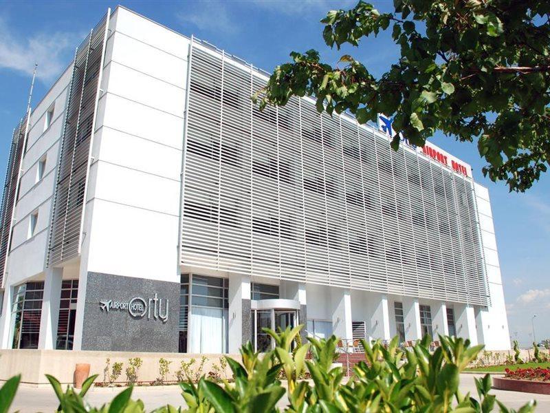 Orty Airport Hotel Izmir Exterior photo