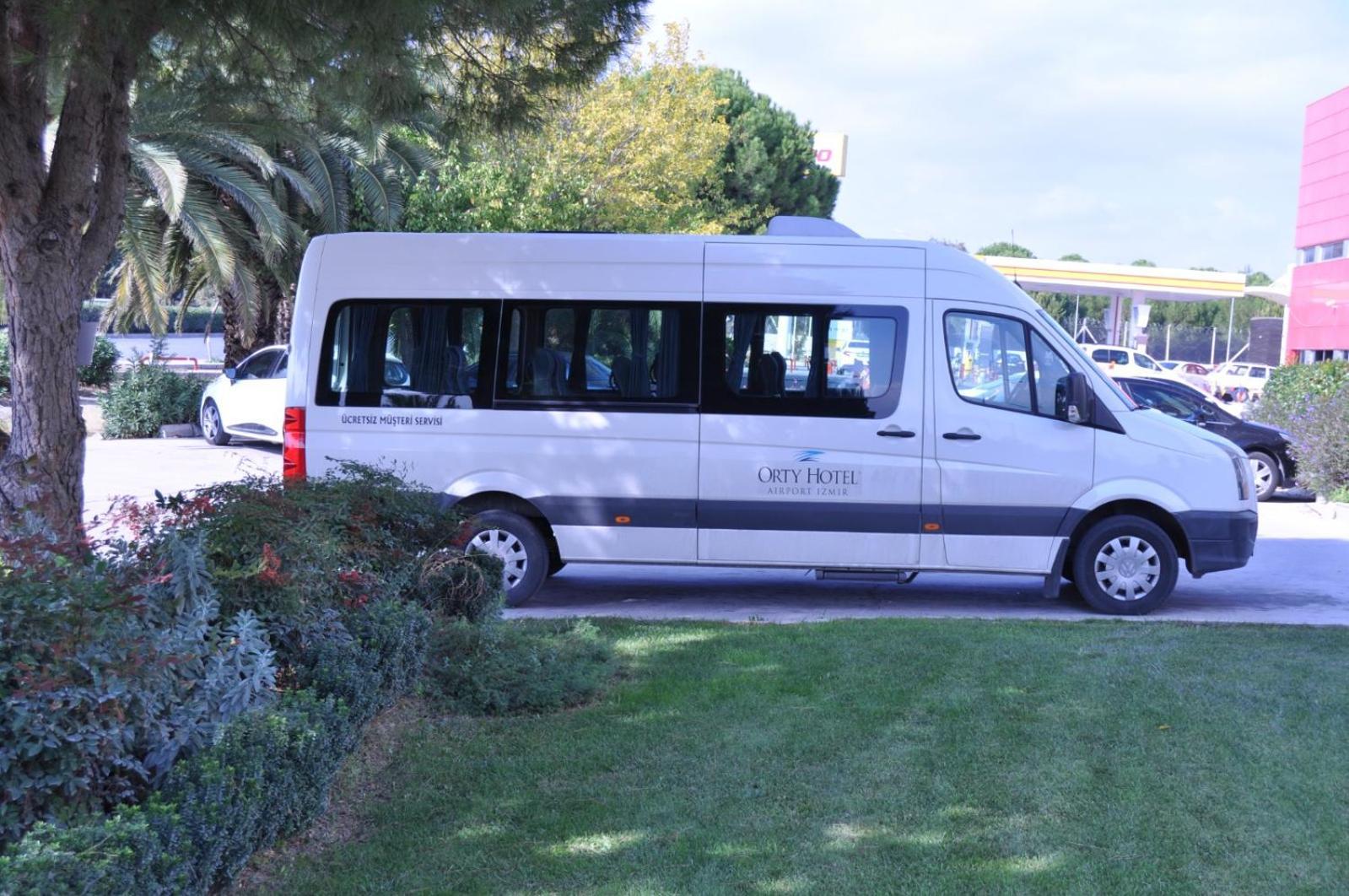 Orty Airport Hotel Izmir Exterior photo