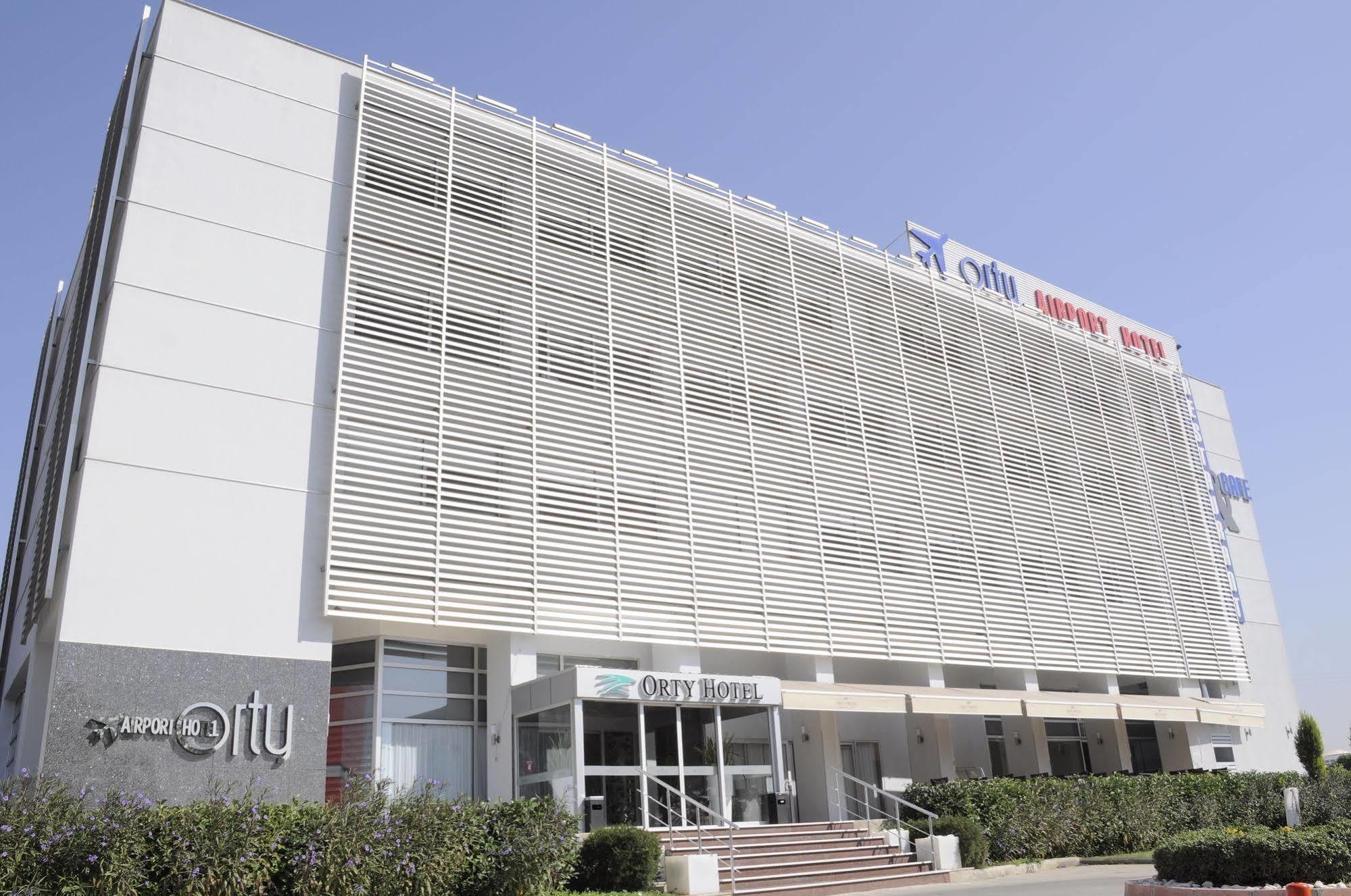 Orty Airport Hotel Izmir Exterior photo
